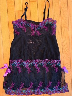 NWOT black sheer lace chemise size large 4 sheer layers flowers and purple bows